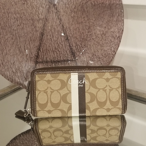 COACH Heritage Coated Canvas Full Size Wallet - Picture 1 of 10